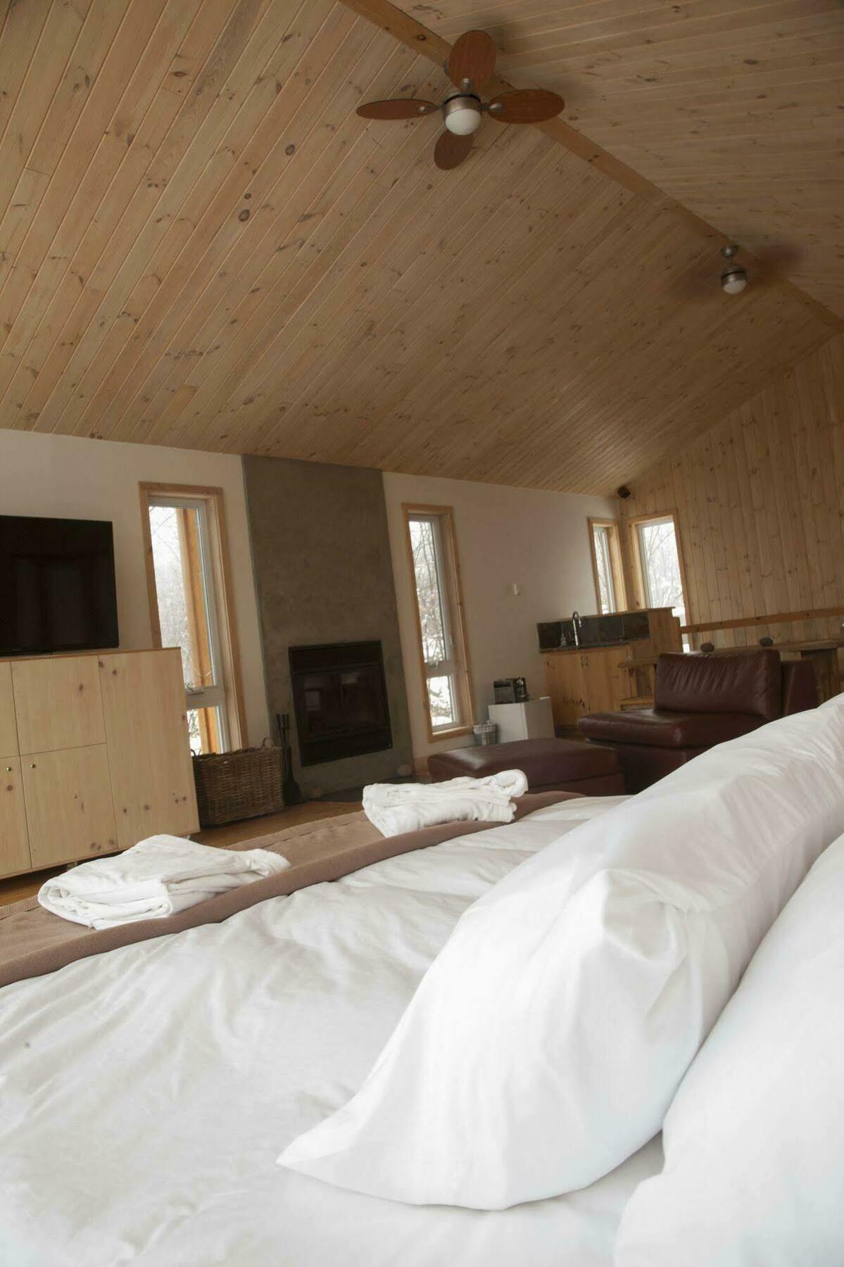 Eco Spa Highland Grenville-Sur-La-Rouge Экстерьер фото