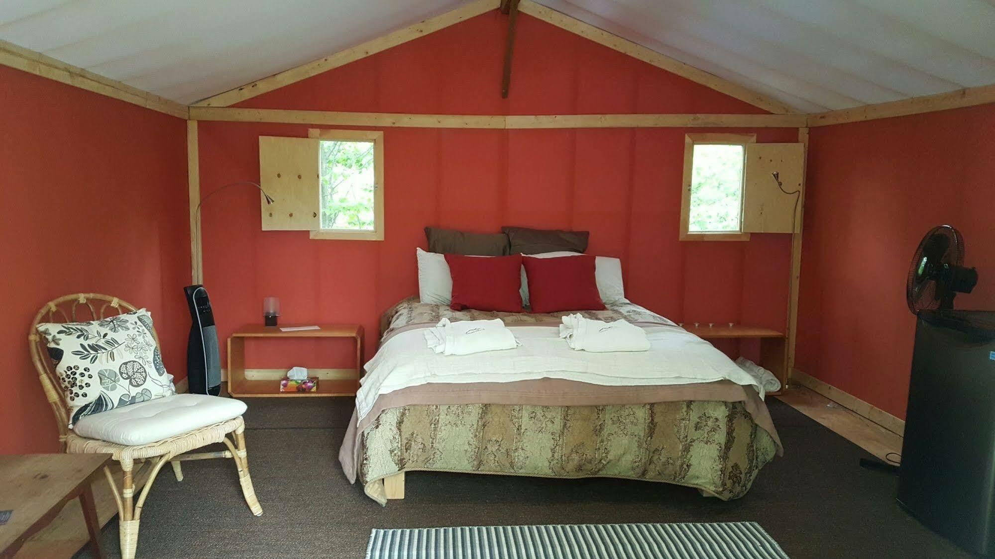 Eco Spa Highland Grenville-Sur-La-Rouge Экстерьер фото